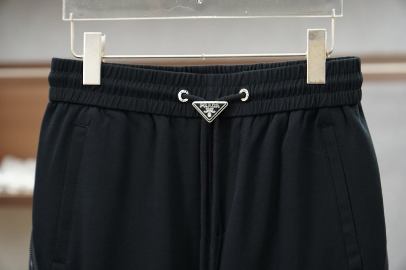 프라다 블랙 스웨트팬츠 001-275382