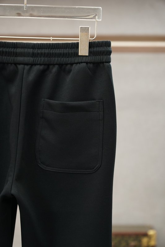 Prada 프라다 울트라 씬 스트레치 아이스 실크 캐주 001-275420