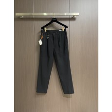 PRADA 트라이앵글 로고 캐주얼 팬츠 001-275500