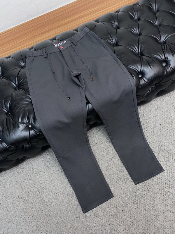 Kiton 남성 캐주얼 팬츠 블랙 001-275571