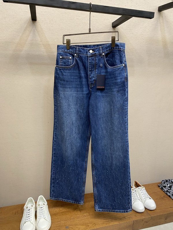 루이비통 26FW 크리스탈 진주 버클 가죽 패치 스트레 001-275689