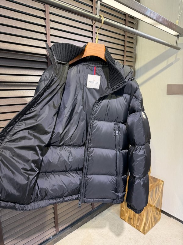몽클레어 다운 재킷 블랙 001-275828