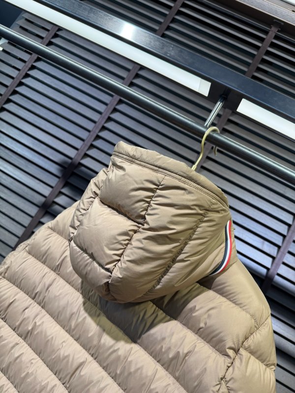 몽클레어 다운 재킷 001-275832
