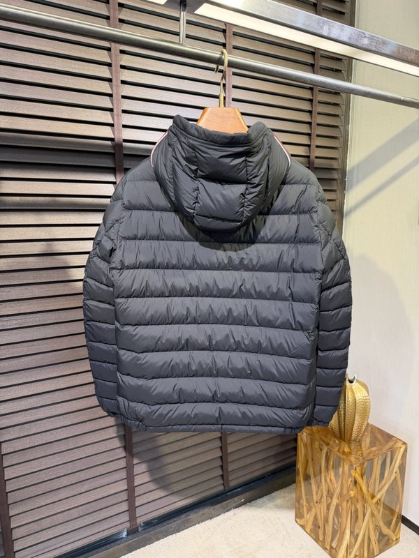 몽클레어 다운 재킷 회색 001-275834
