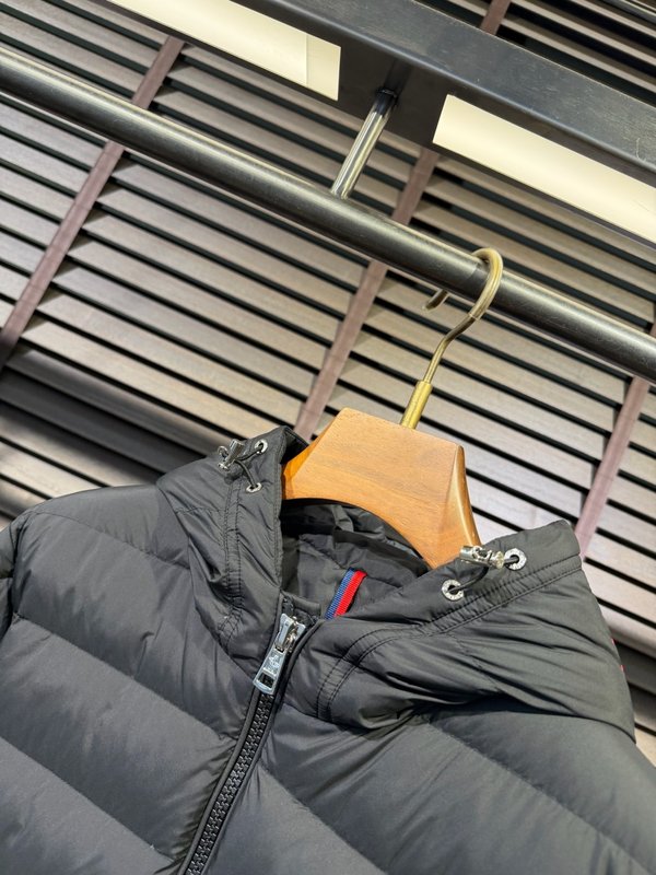 몽클레어 다운 재킷 회색 001-275834