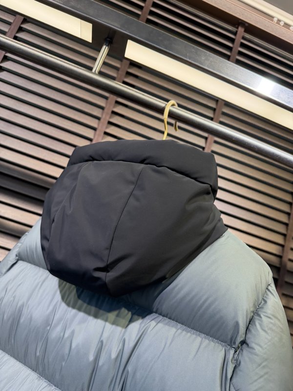 몽콜 다운 재킷 001-275835