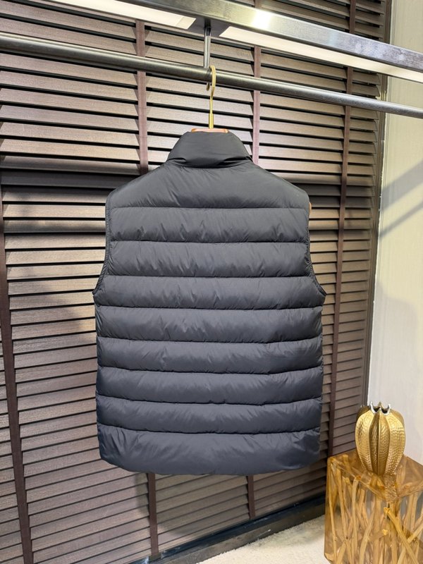 몽클레어 다운 베스트 001-275843