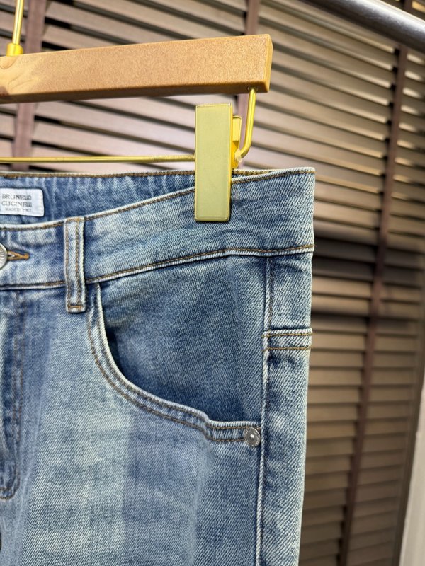 Brounello Cucinelli 신상 청바지 001-275940