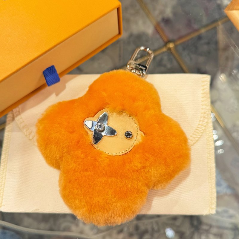 양털 볼 키체인 001-276384