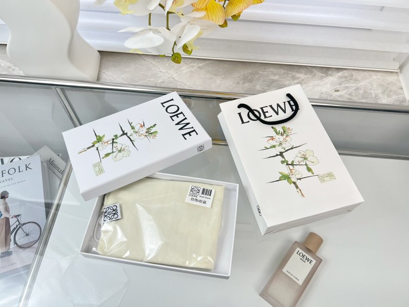 로에베 가죽 다람쥐 키링 001-276416