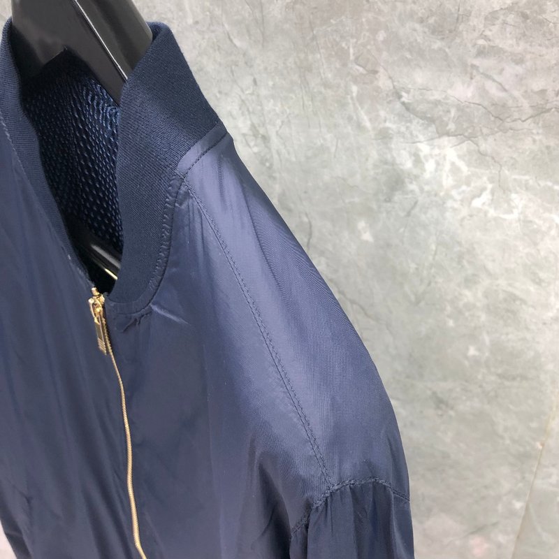 톰브라운 네이비 남성 의류 001-276441