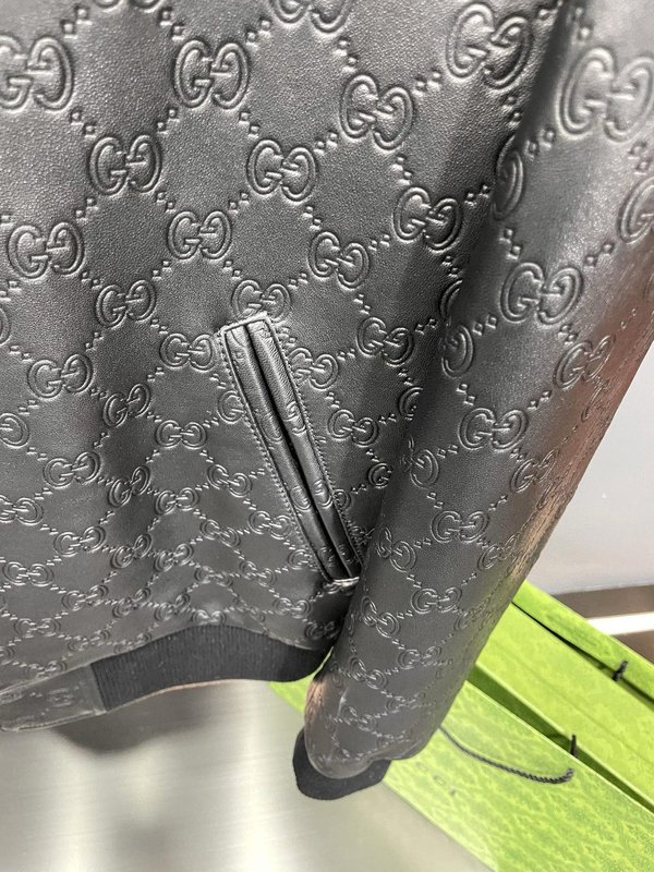 Gucci 풀프린트 양피 야구 재킷 001-276496
