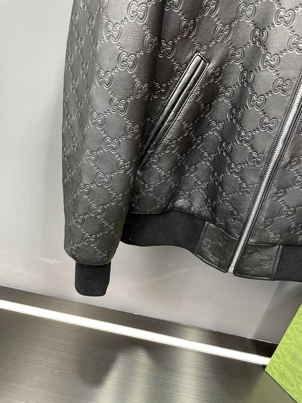 Gucci 풀프린트 양피 야구 재킷 001-276496