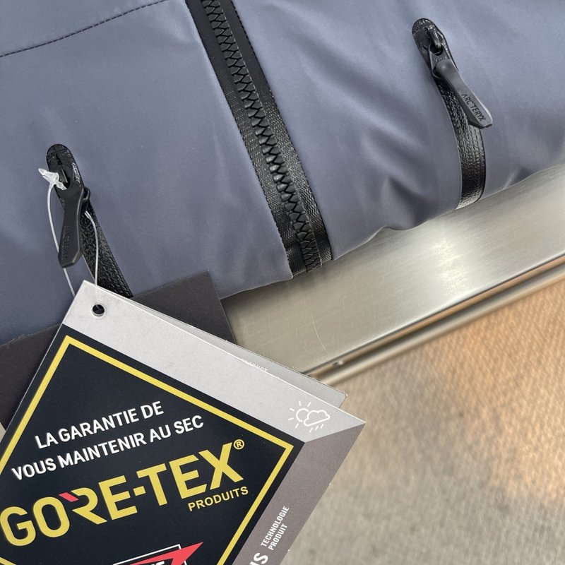 아크테릭스 알파 시리즈 7세대 GORE-TEX Pro 001-276799