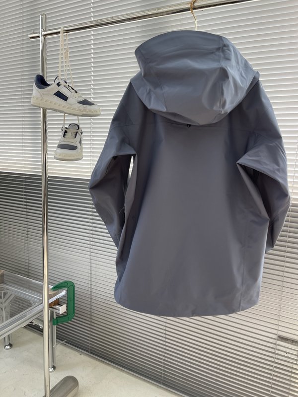 아크테릭스 알파 시리즈 7세대 GORE-TEX Pro 001-276799