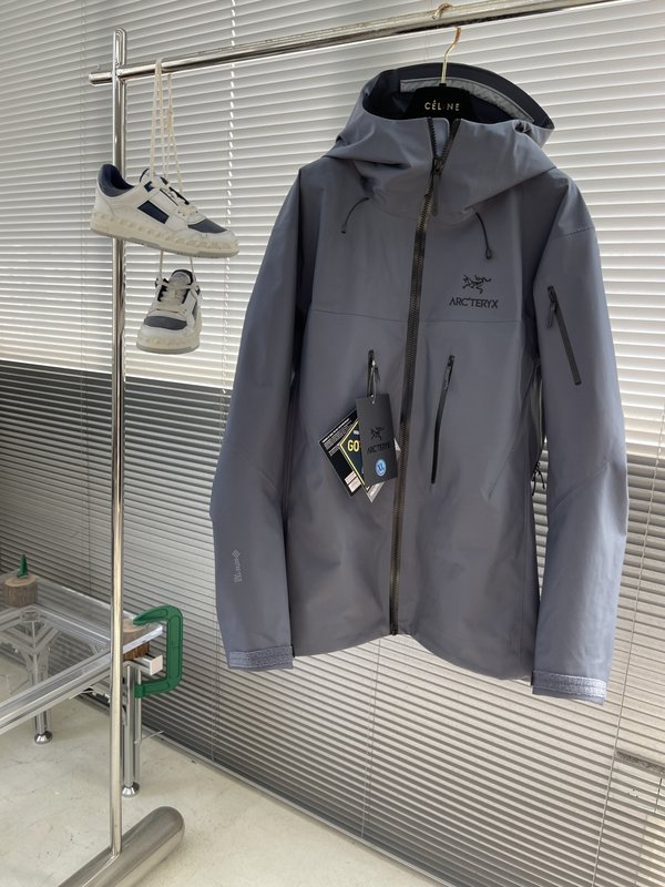 아크테릭스 알파 시리즈 7세대 GORE-TEX Pro 001-276799