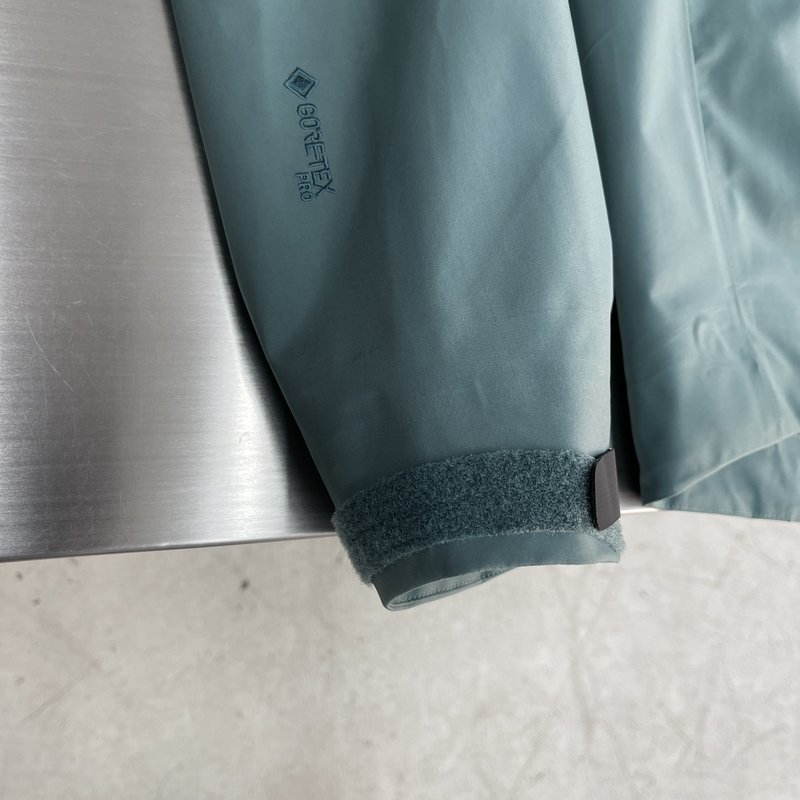 아크테릭스 알파 SV 7세대 GORE-TEX Pro 하 001-276801
