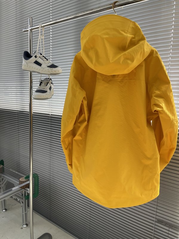 아크테릭스 알파 SV GORE-TEX Pro 하드쉘 자 001-276805