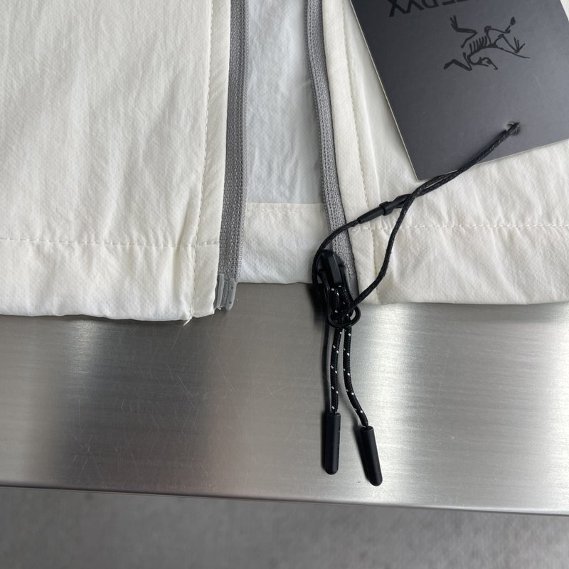 아크테릭스 남성 경량 자외선 차단 재킷 001-276888
