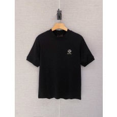 클래식 로고 자수 반하이넥 반팔 티셔츠 001-276966