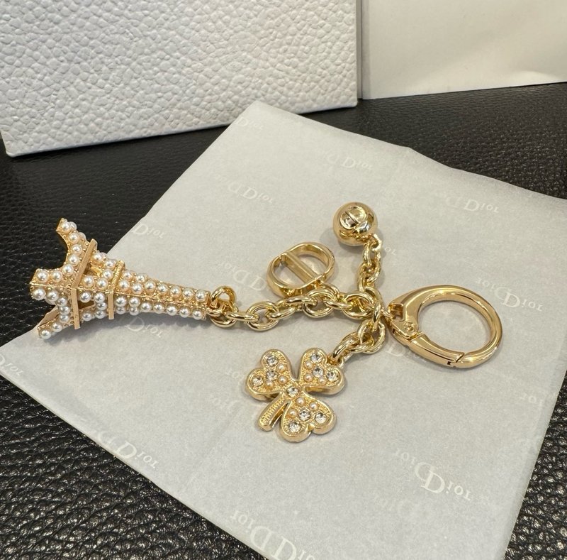 디올 에펠탑 키링 001-277059