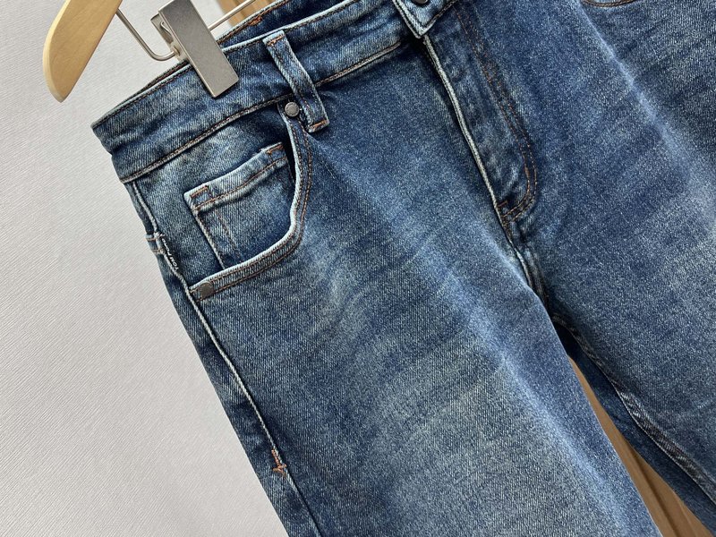 톰 포드 단색 상의 001-277154