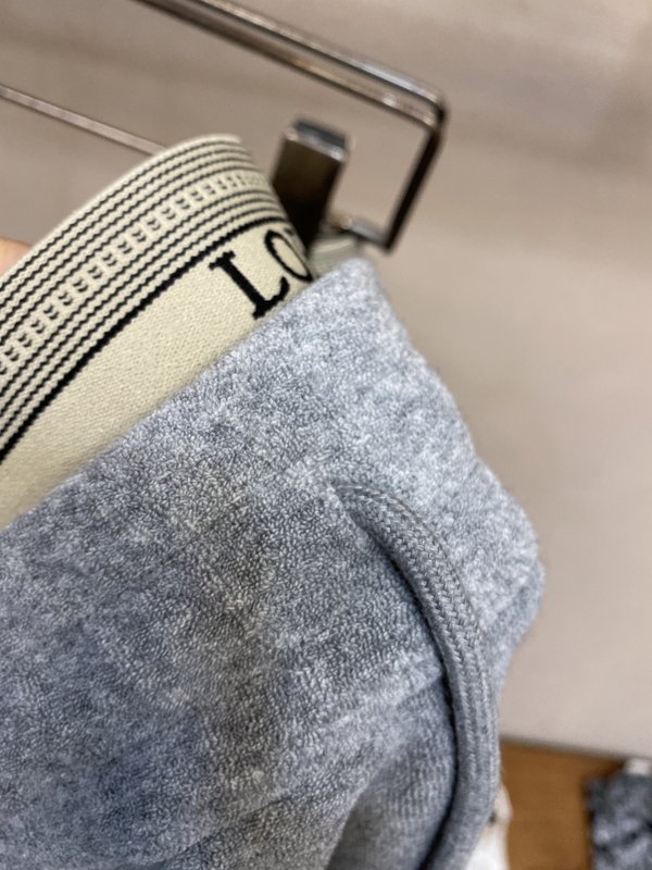 로에베 가을겨울 신상 와이드 스트레이트 팬츠 001-277260