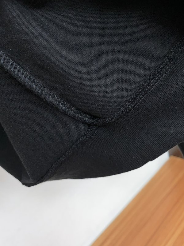 스톤 아일랜드 가을 라운드넥 베이스 긴팔 셔츠 001-277297