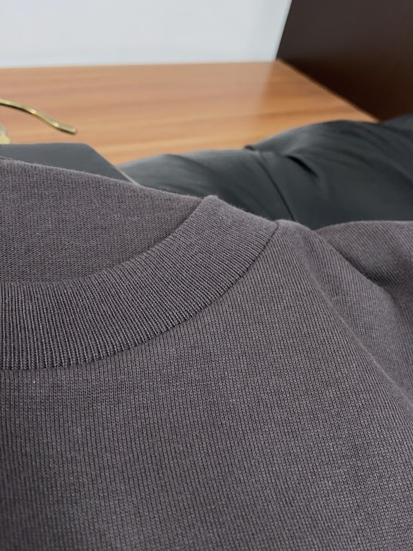 스톤아일랜드 라운드넥 긴팔 티셔츠 001-277298