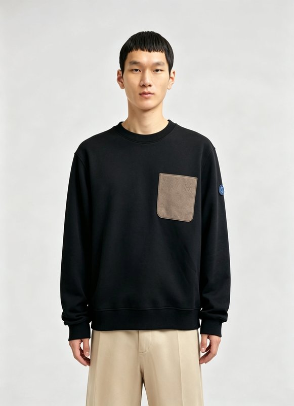 Moncler 라운드넥 스웨트셔츠 가슴 패치 가죽 자수 001-277303