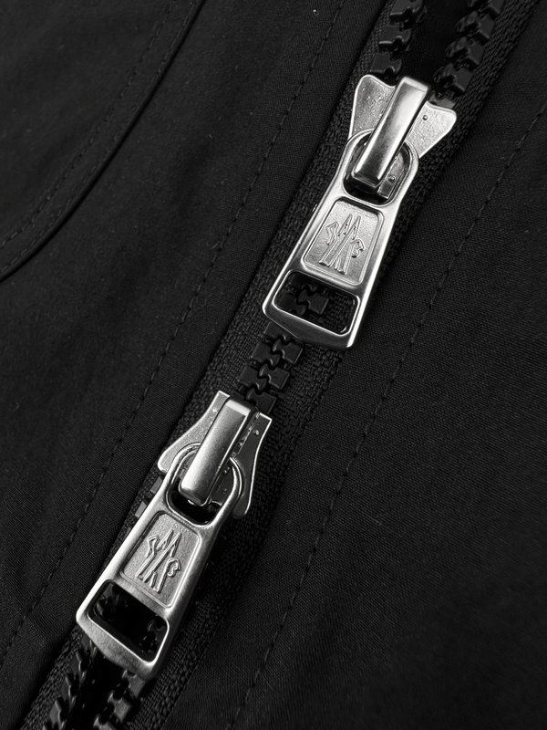 Moncler 로고 지퍼 재킷 001-277360