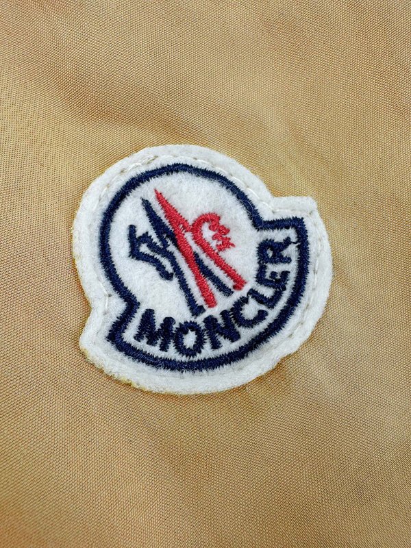 Moncler 로고 지퍼 자켓 001-277361