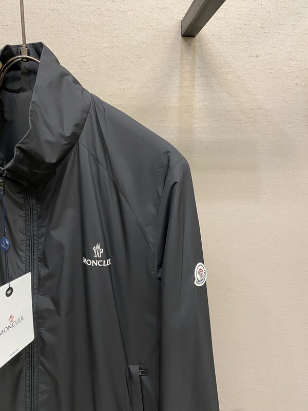 Moncler 남성 캐주얼 재킷 001-277367