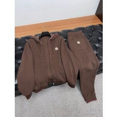 몽클레어 2025 가을겨울 신상 턴다운 칼라 세트 001-277505