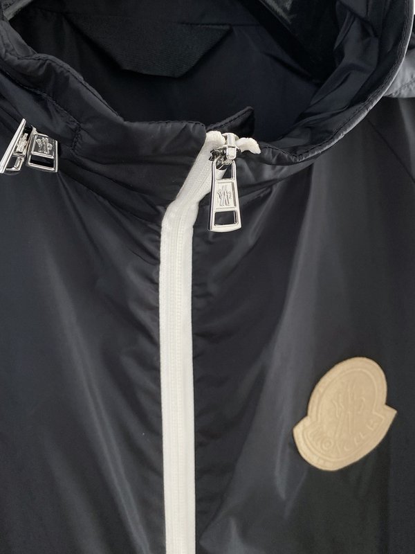 Moncler 클래식 로고 봄 자켓 001-277547