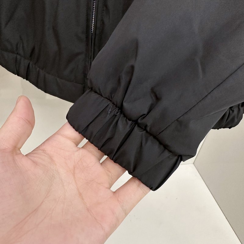 몽클레어 2026 가을겨울 얇은 패딩 후드 점퍼 001-277563