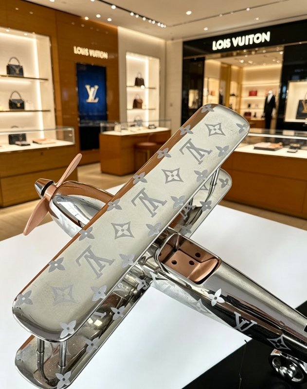 LV 한정 복엽기 장식품 001-277658