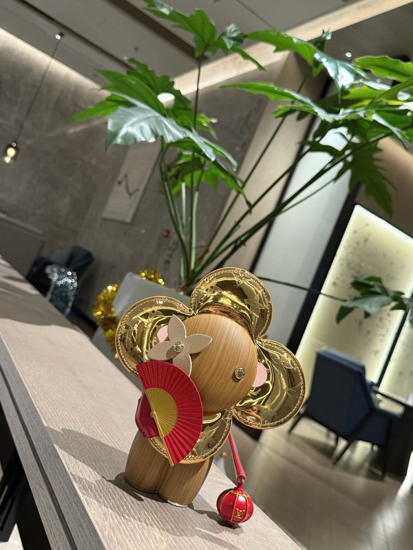 비비안 중국 한정 금박 장식품 001-277662