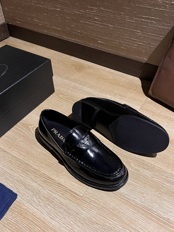 Prada 프라다 남성 캐주얼 가죽 신발 001-277820