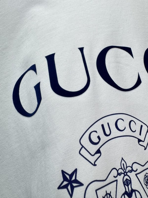 Gucci 파일럿 로고 긴팔 티셔츠 001-277948