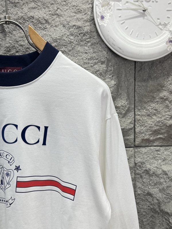 Gucci 파일럿 로고 긴팔 티셔츠 001-277948