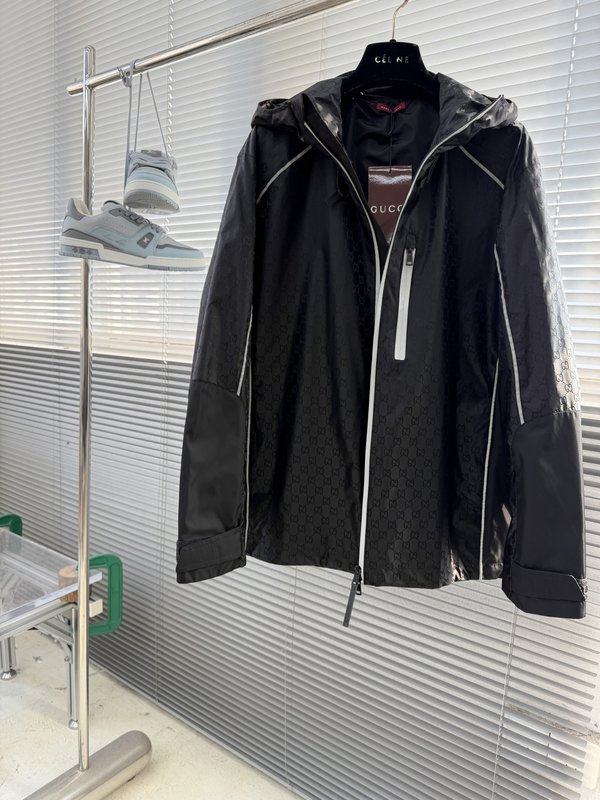 GUCCI 스키 라인 저지 자카드 지퍼 긴팔 남성 001-277995