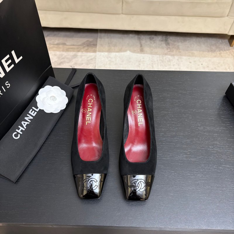 샤넬 클래식 더블C 하이힐 단화 001-278372