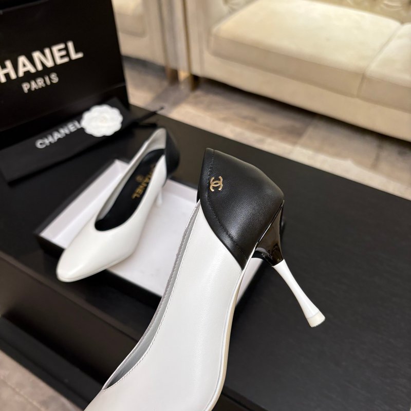 샤넬 클래식 더블 C 스틸레토 라운드토 힐 펌프스 001-278379