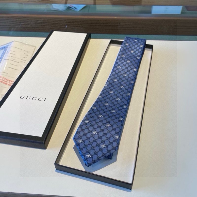 GUCCI GG 벌 프린트 넥타이 001-278445