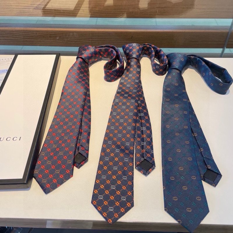 GUCCI GG 로고 프린트 실크 넥타이 001-278455