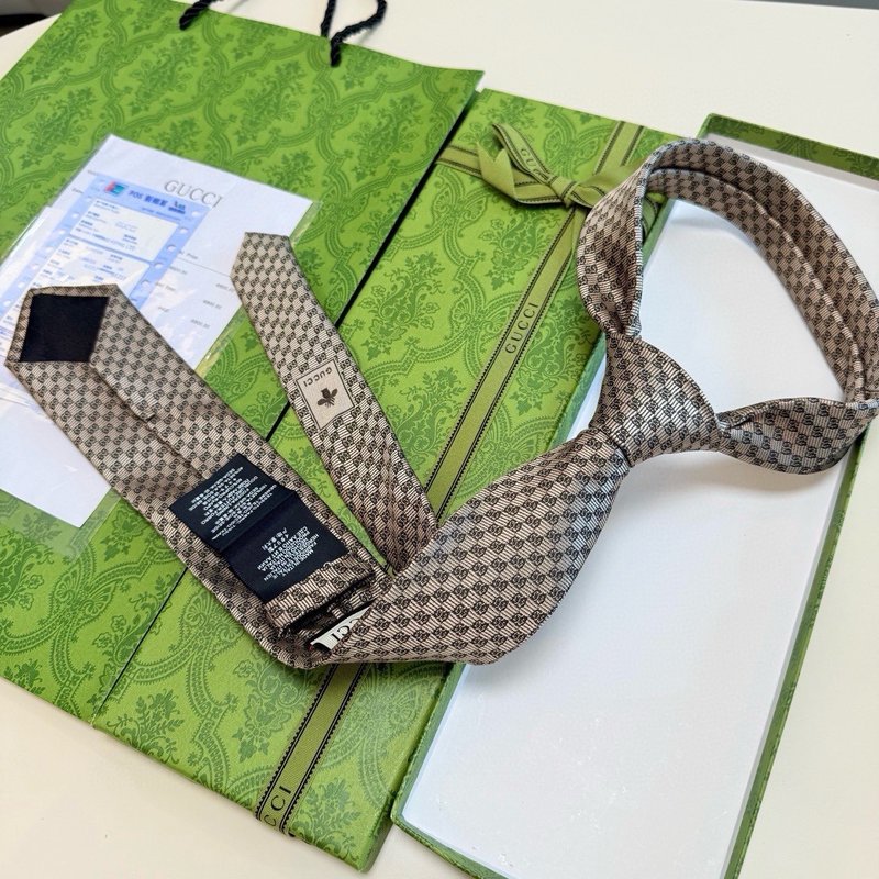 GUCCI 구찌 남성용 더블GG 실크 넥타이 001-278478