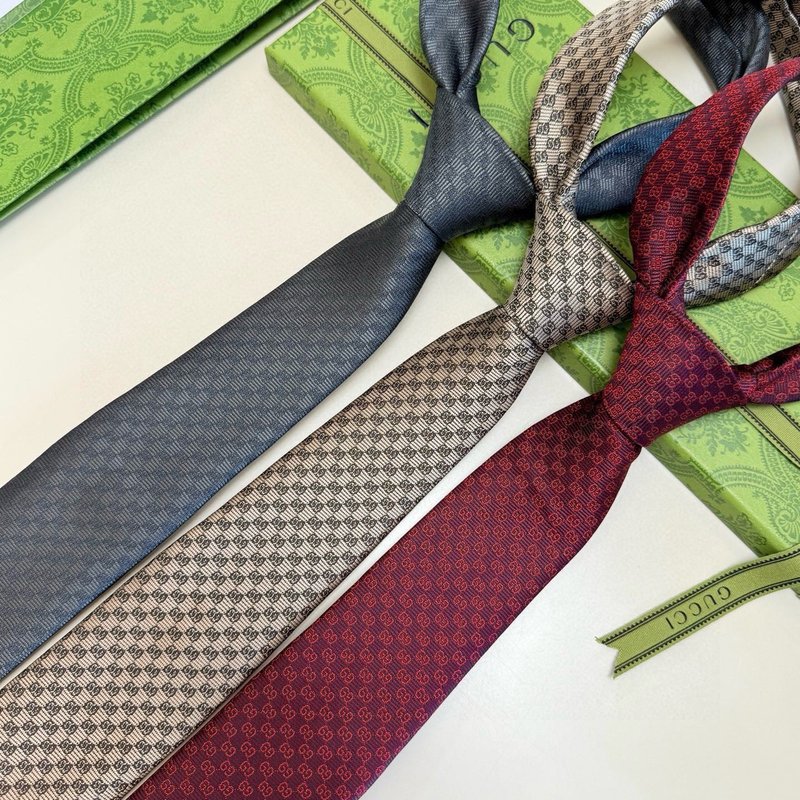GUCCI 구찌 남성용 더블GG 실크 넥타이 001-278478