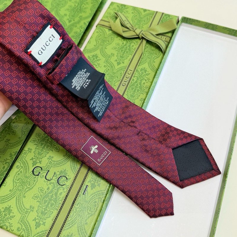 GUCCI 구찌 남성용 더블GG 실크 넥타이 001-278478