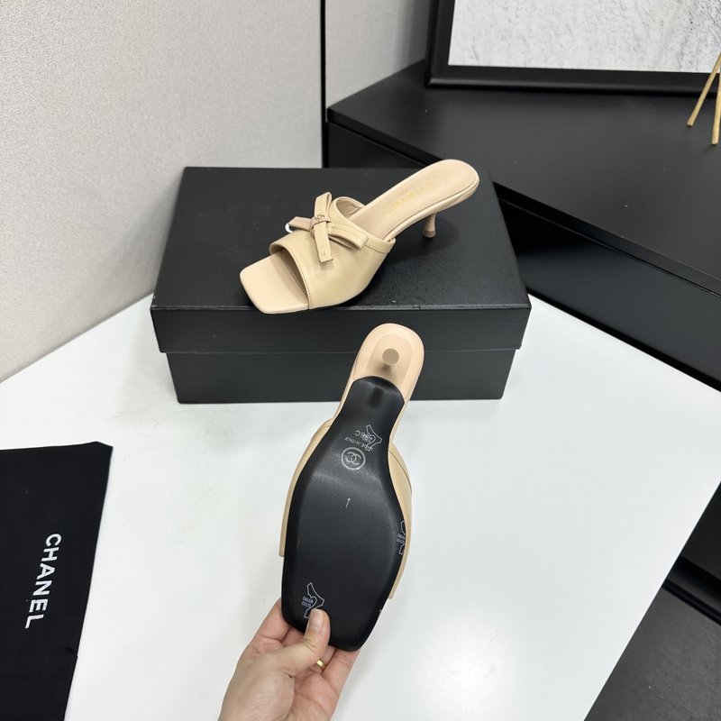 샤넬 리본 스퀘어토 가는굽 샌들 001-278512